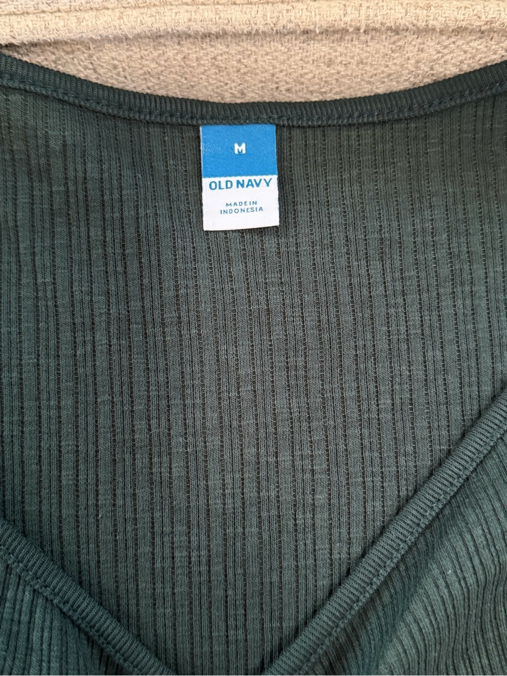 Old Navy Women's Ribbed V-Neck Long Sleeve Top - Forest Green - Picture 5 of 7